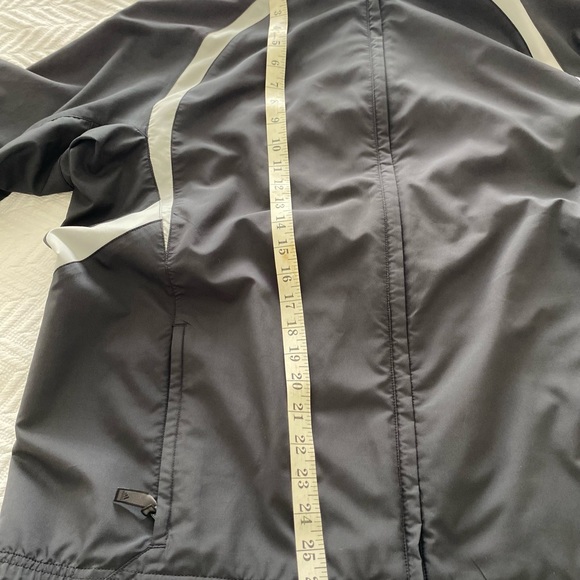 Mens packable Columbia Jacket - Picture 11 of 11